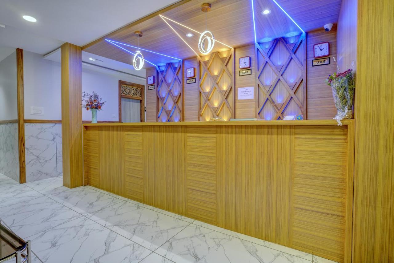 Hotel Arts International 孟买 外观 照片