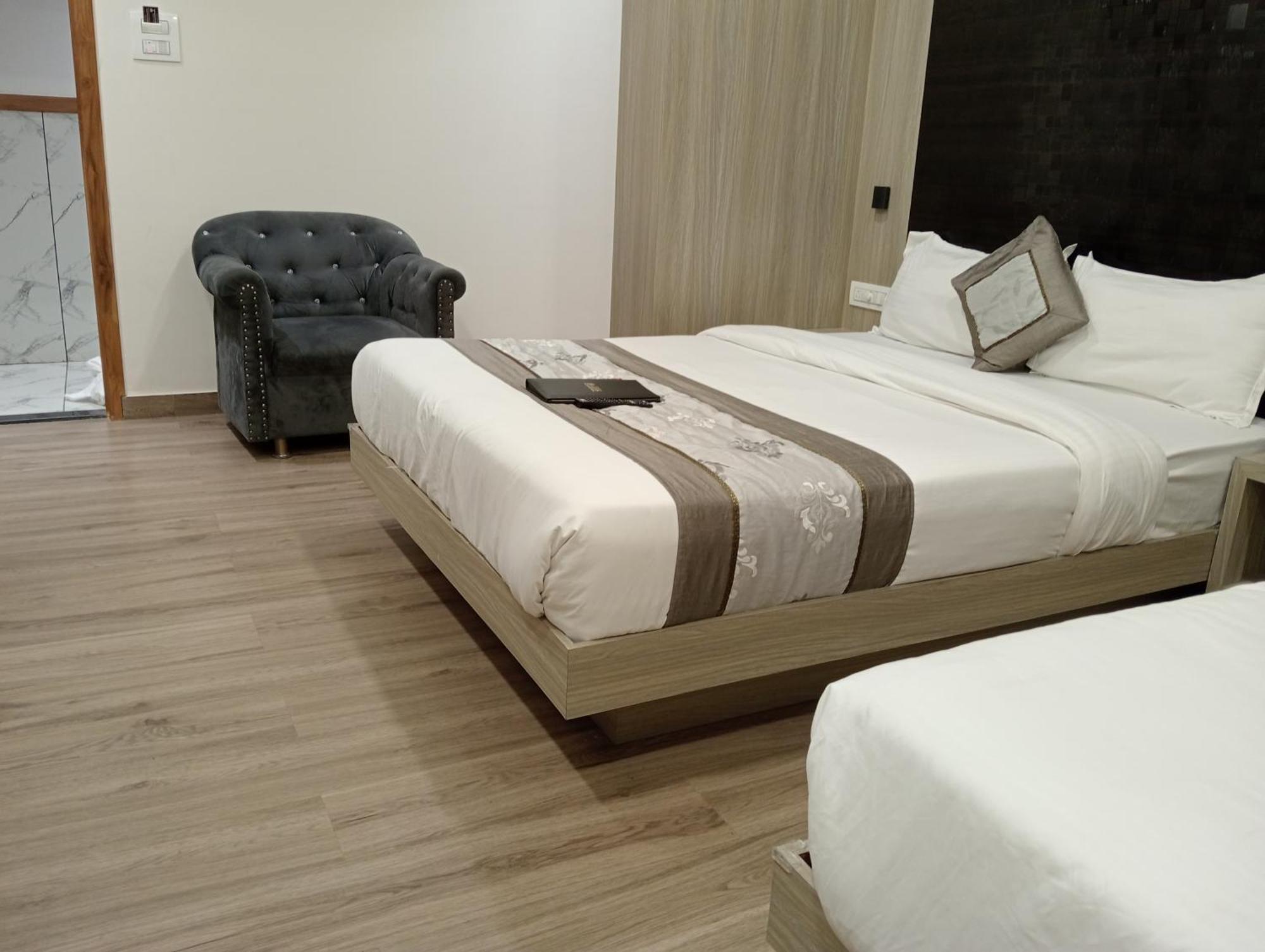 Hotel Arts International 孟买 外观 照片