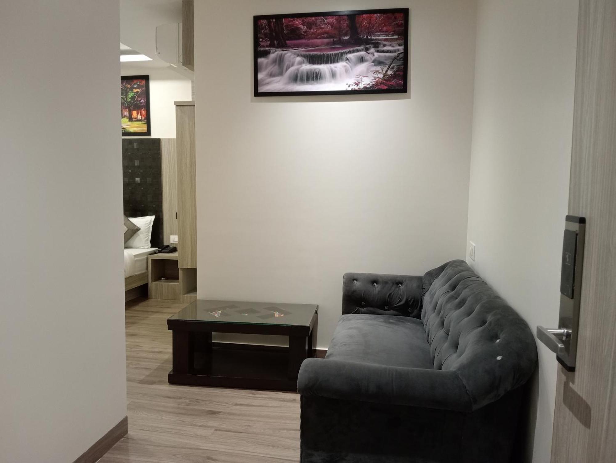 Hotel Arts International 孟买 外观 照片