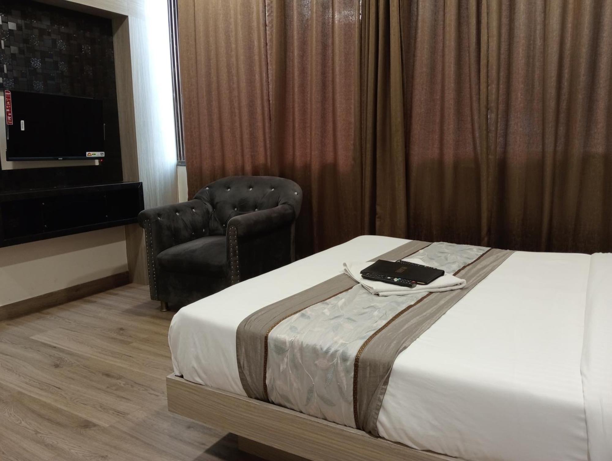 Hotel Arts International 孟买 外观 照片