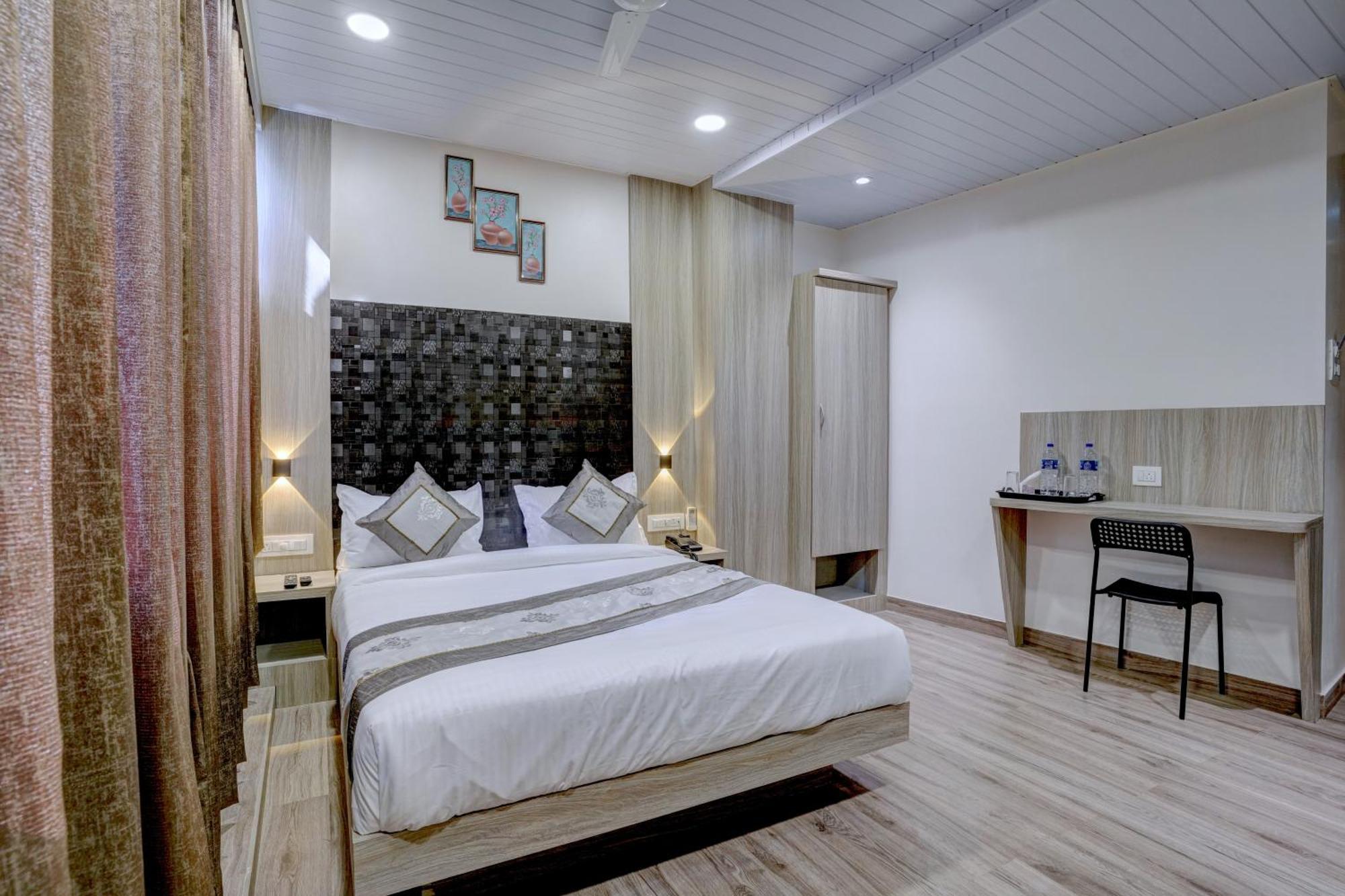 Hotel Arts International 孟买 外观 照片