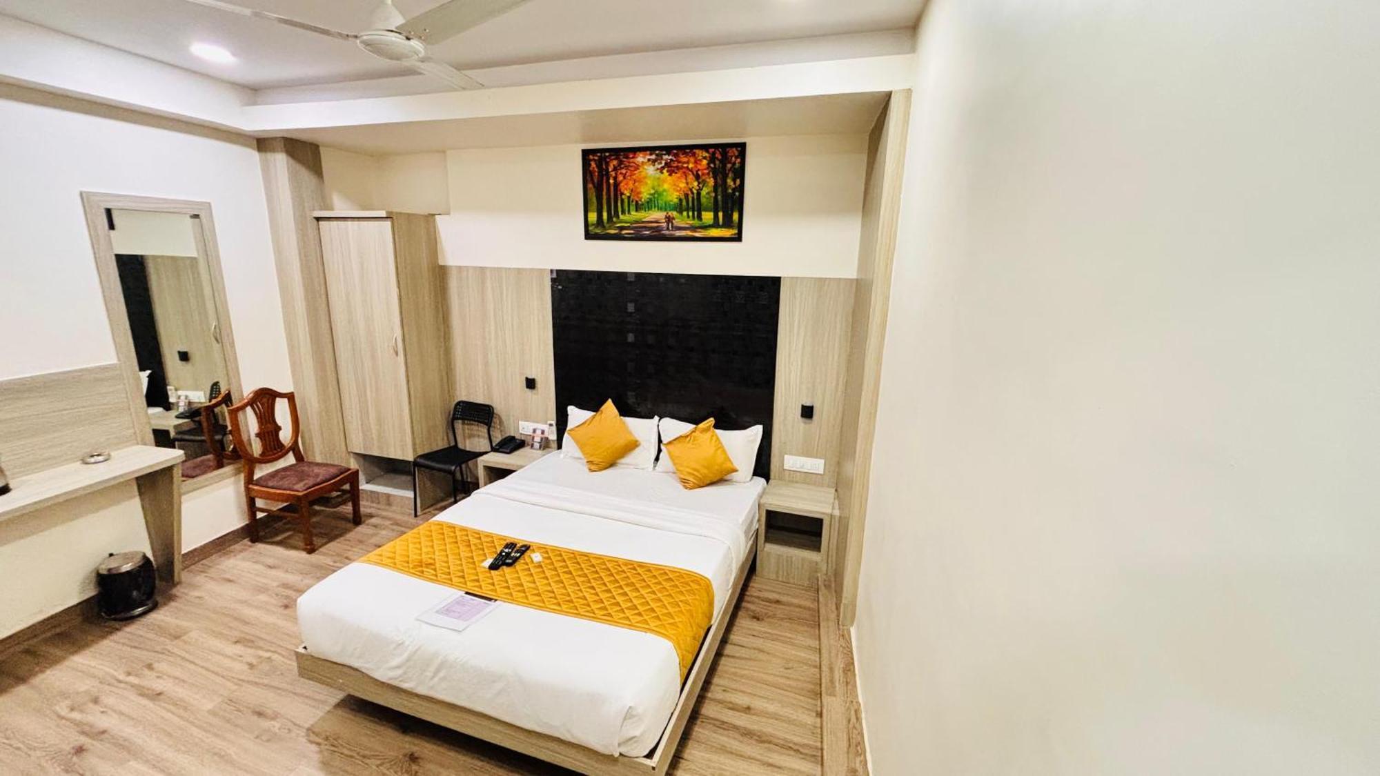 Hotel Arts International 孟买 外观 照片