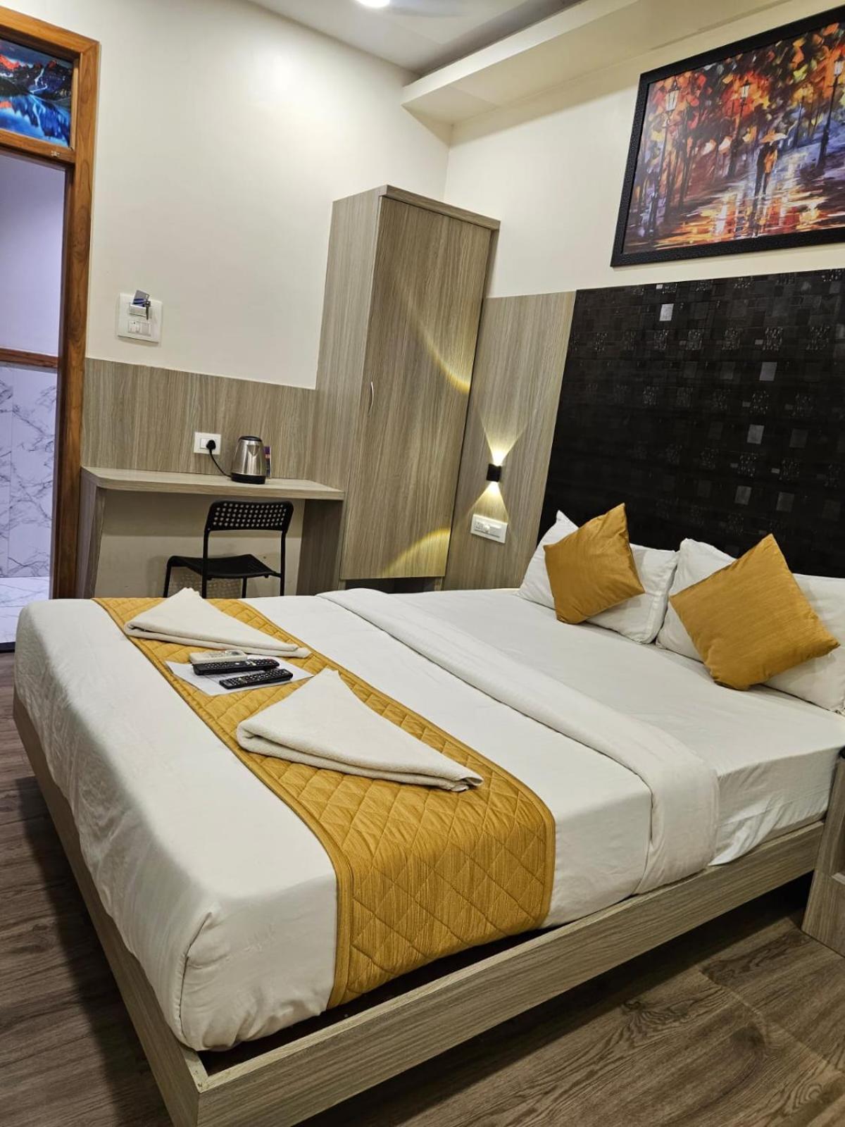 Hotel Arts International 孟买 外观 照片