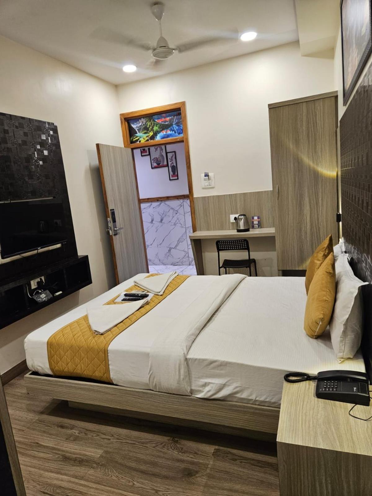 Hotel Arts International 孟买 外观 照片